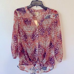 Fig and Flower Women’s Button Up Blouse, NWT